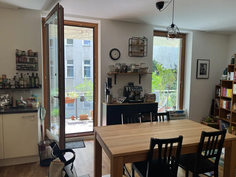 Große drei Zimmer Wohnung im Bergmannkiez — photo 1